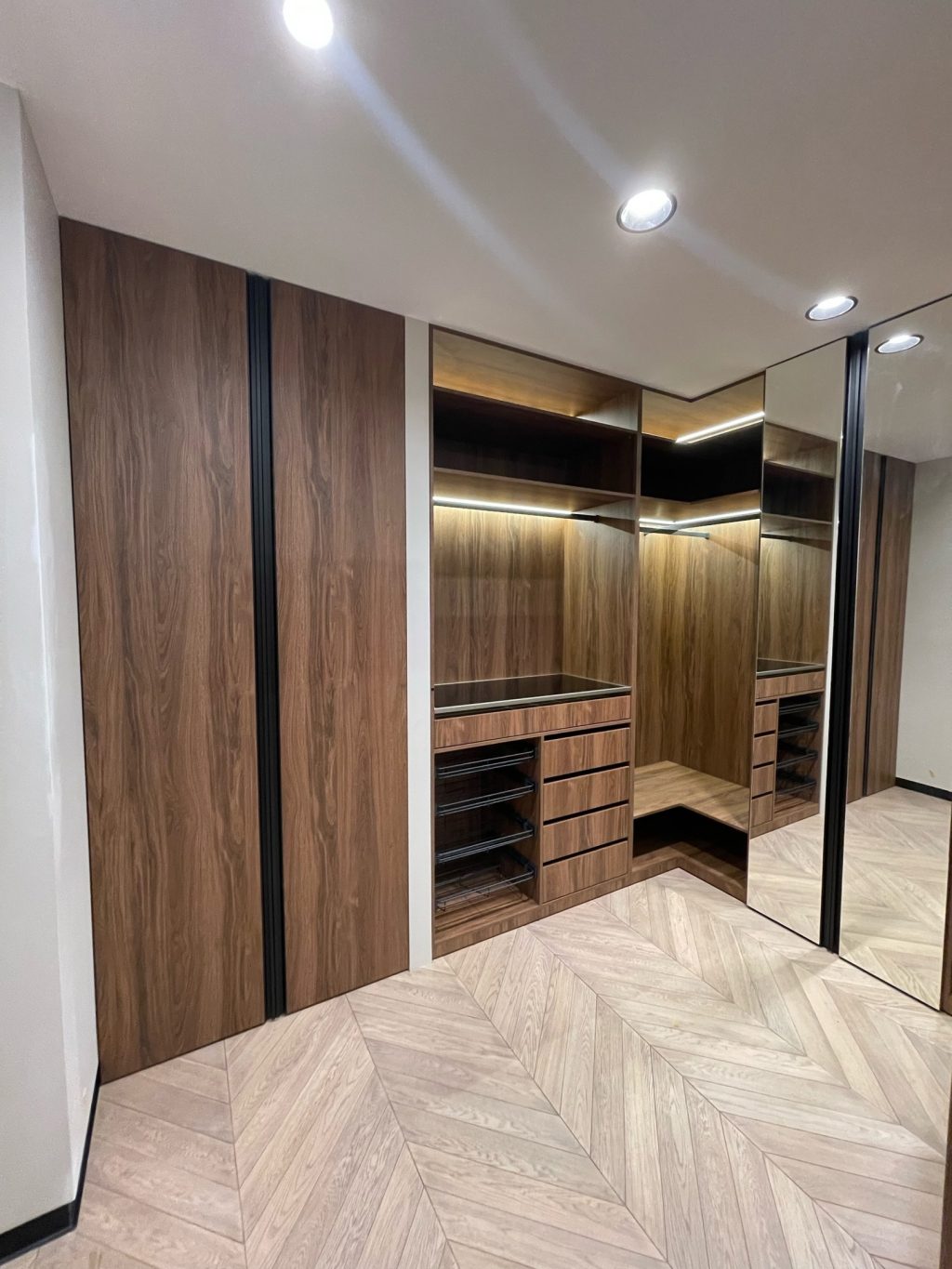 Гардеробная №5