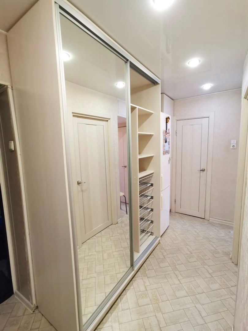 Шкаф-купе в прихожей